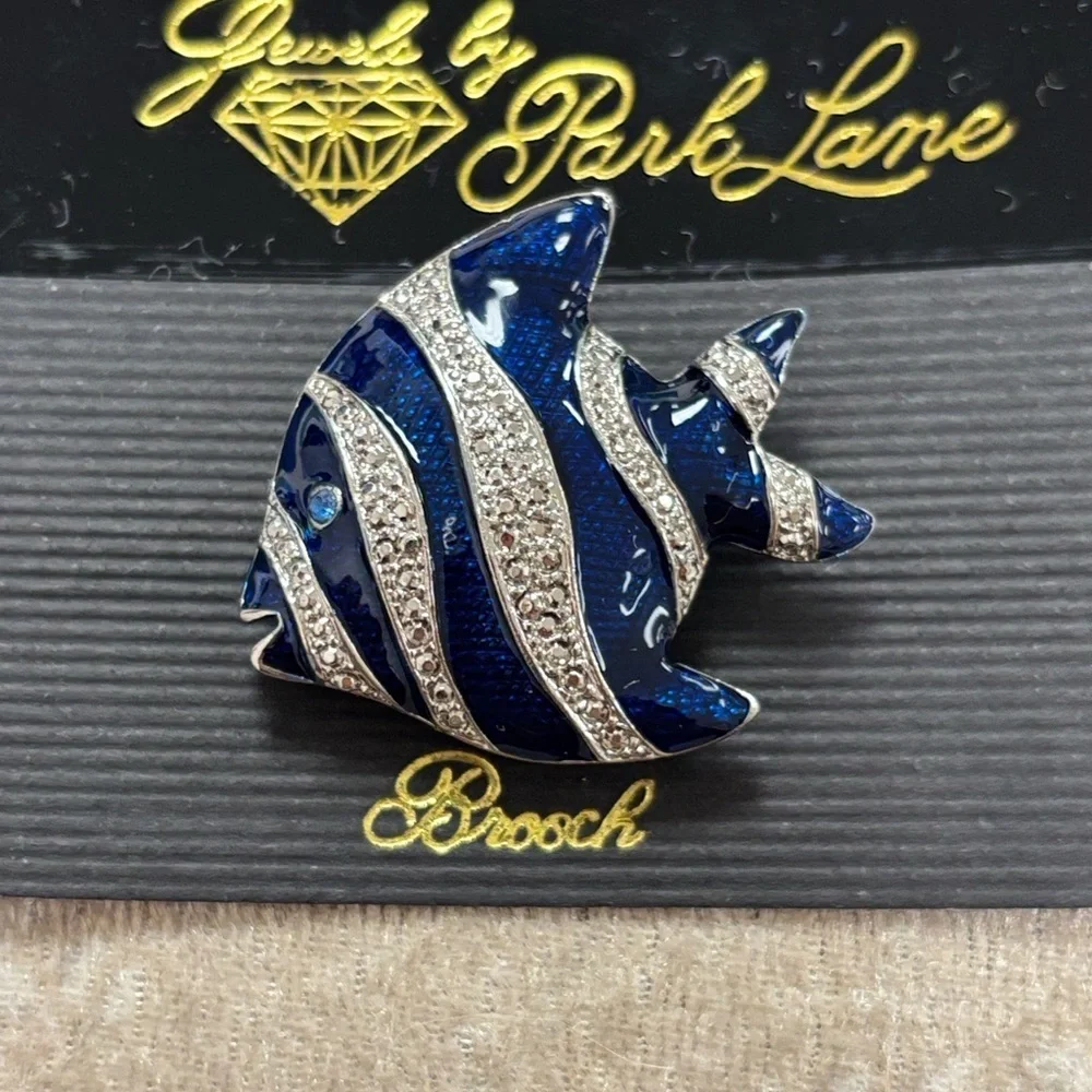 Brand New Park Lane Blue & Silver Tone Crystal Angelfish Brooch Pin Tropical